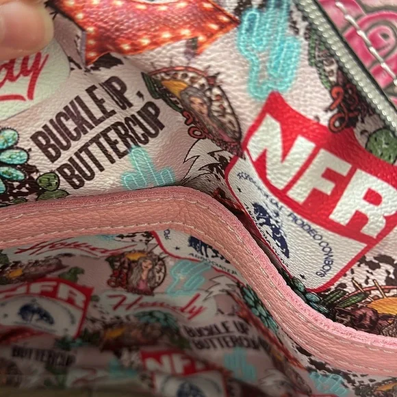 L3 Designs Convertible Backpack - Picture 3 of 4